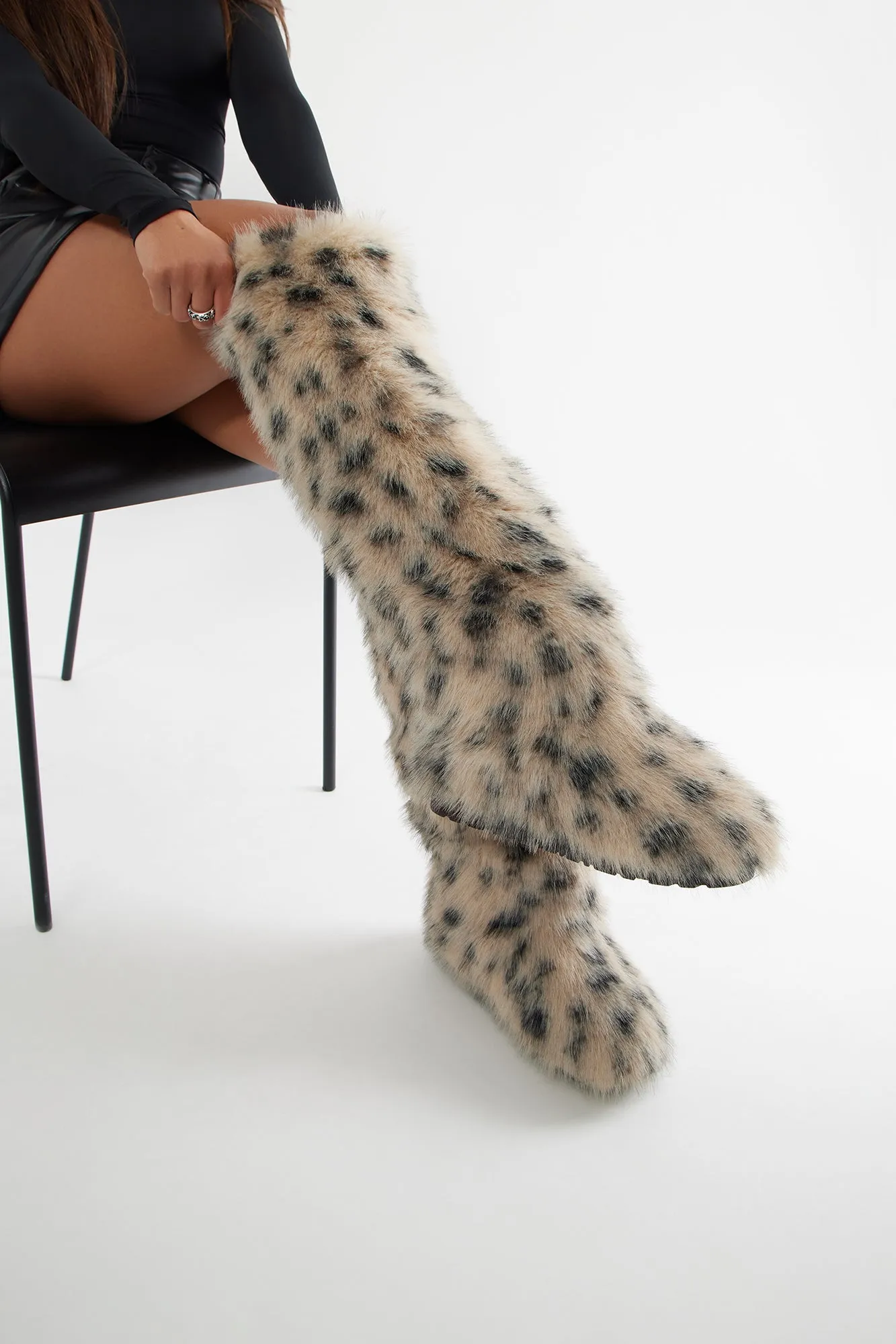 Arctic Faux Fur Boots - Leopard