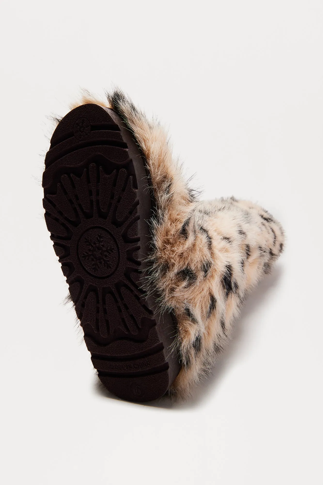 Arctic Faux Fur Boots - Leopard