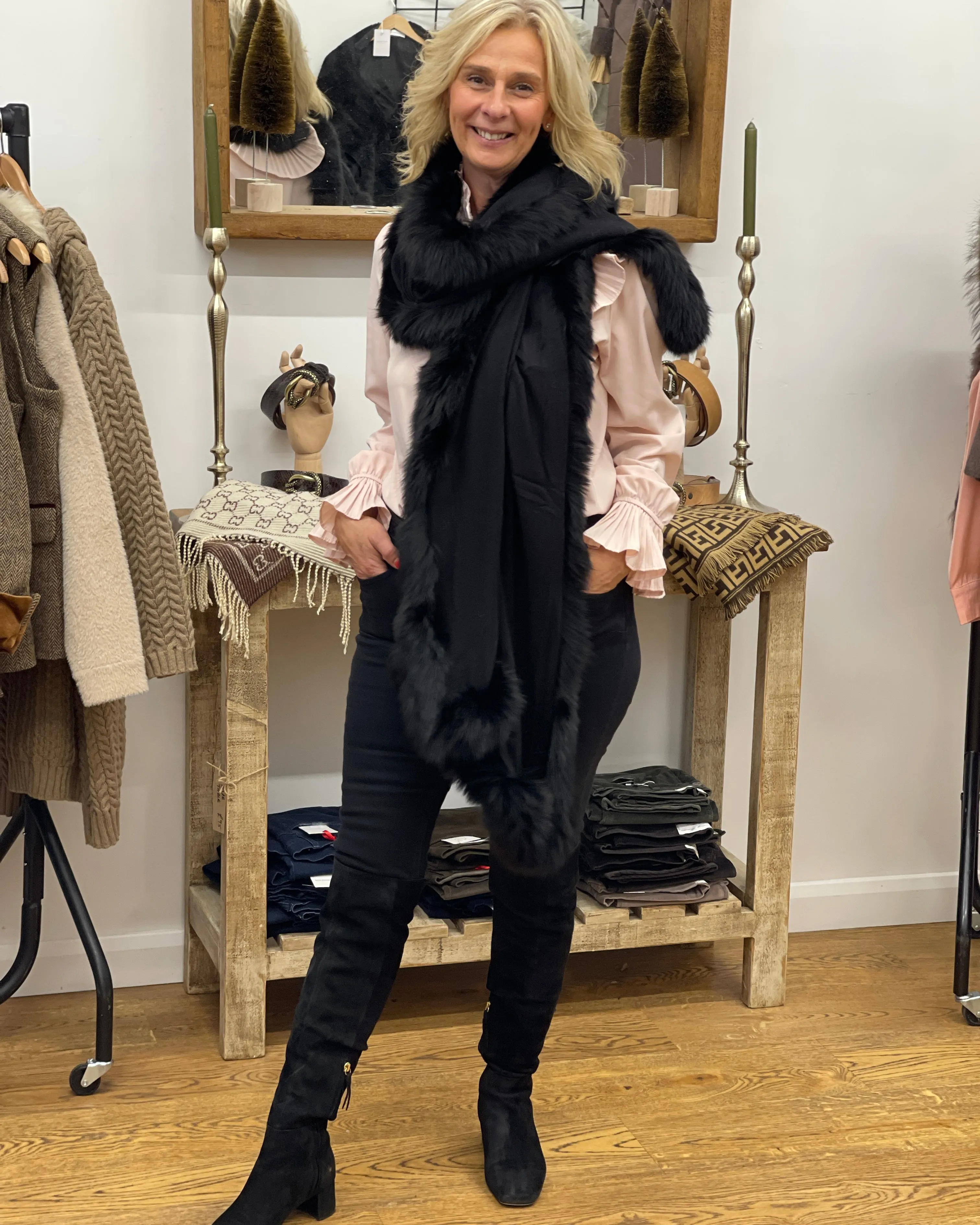 Black cashmere wrap