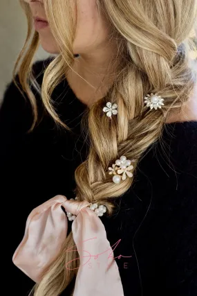 Elegant Flower Hair Stick