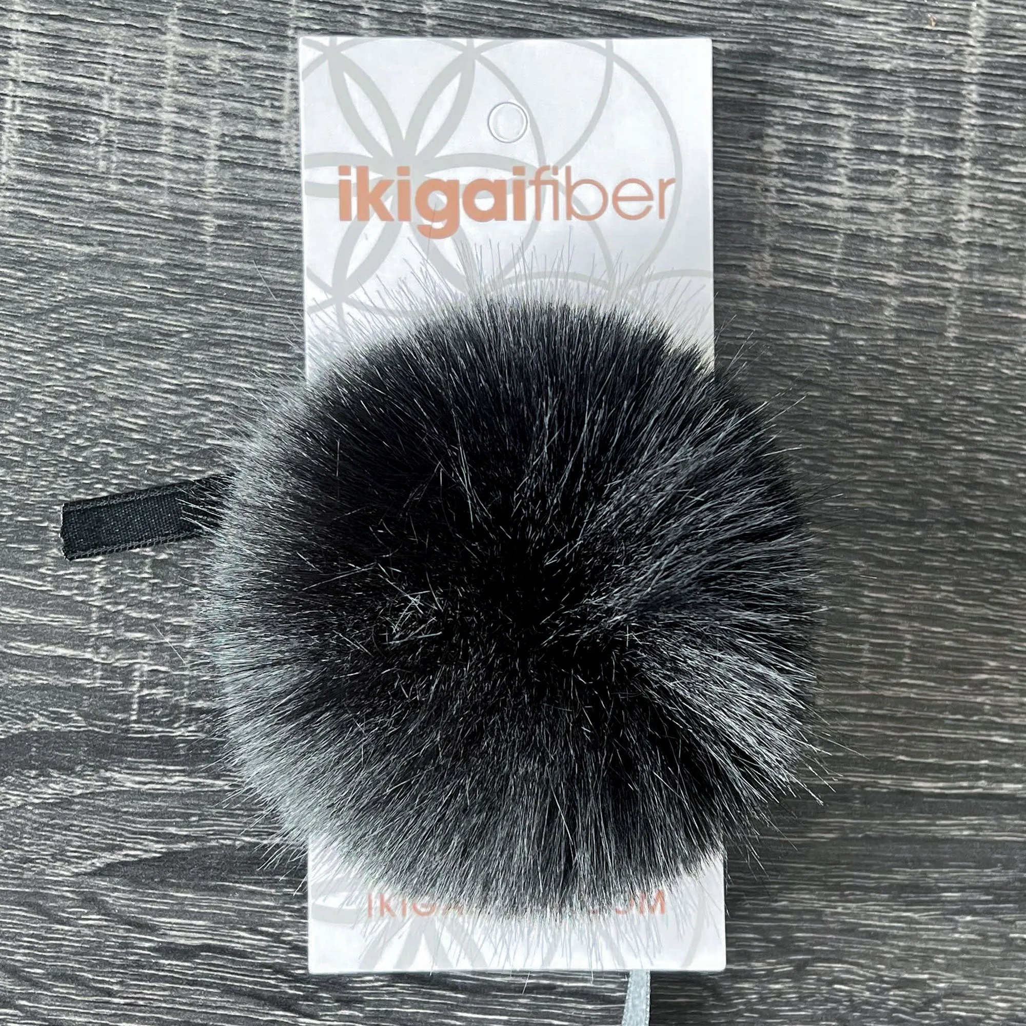 Ikigai Fiber Faux Luxe Pom Poms - Med Lux Black