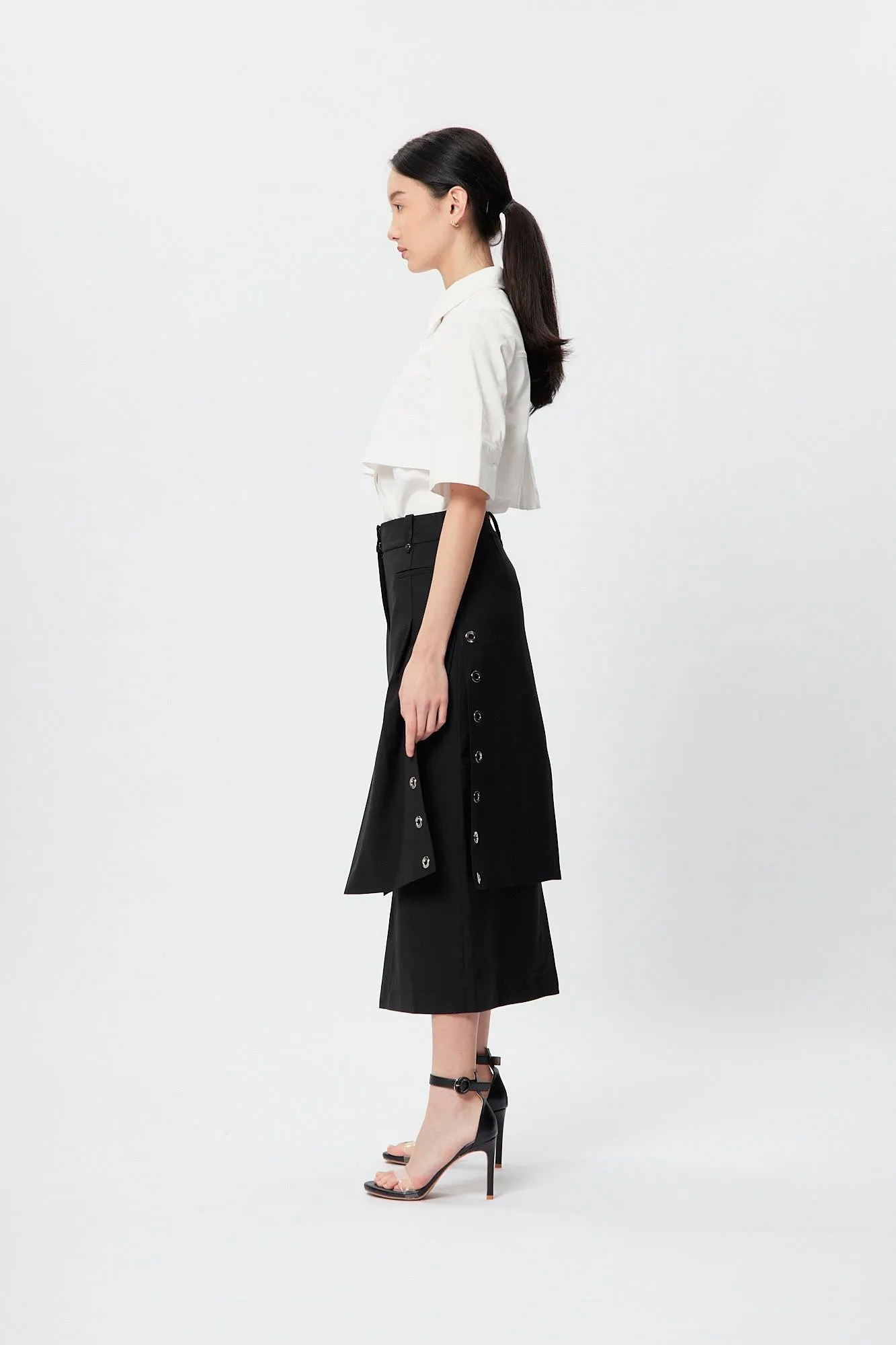 Layer Eyelet Skirt Black