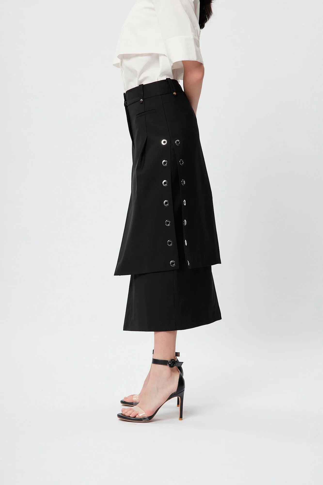 Layer Eyelet Skirt Black