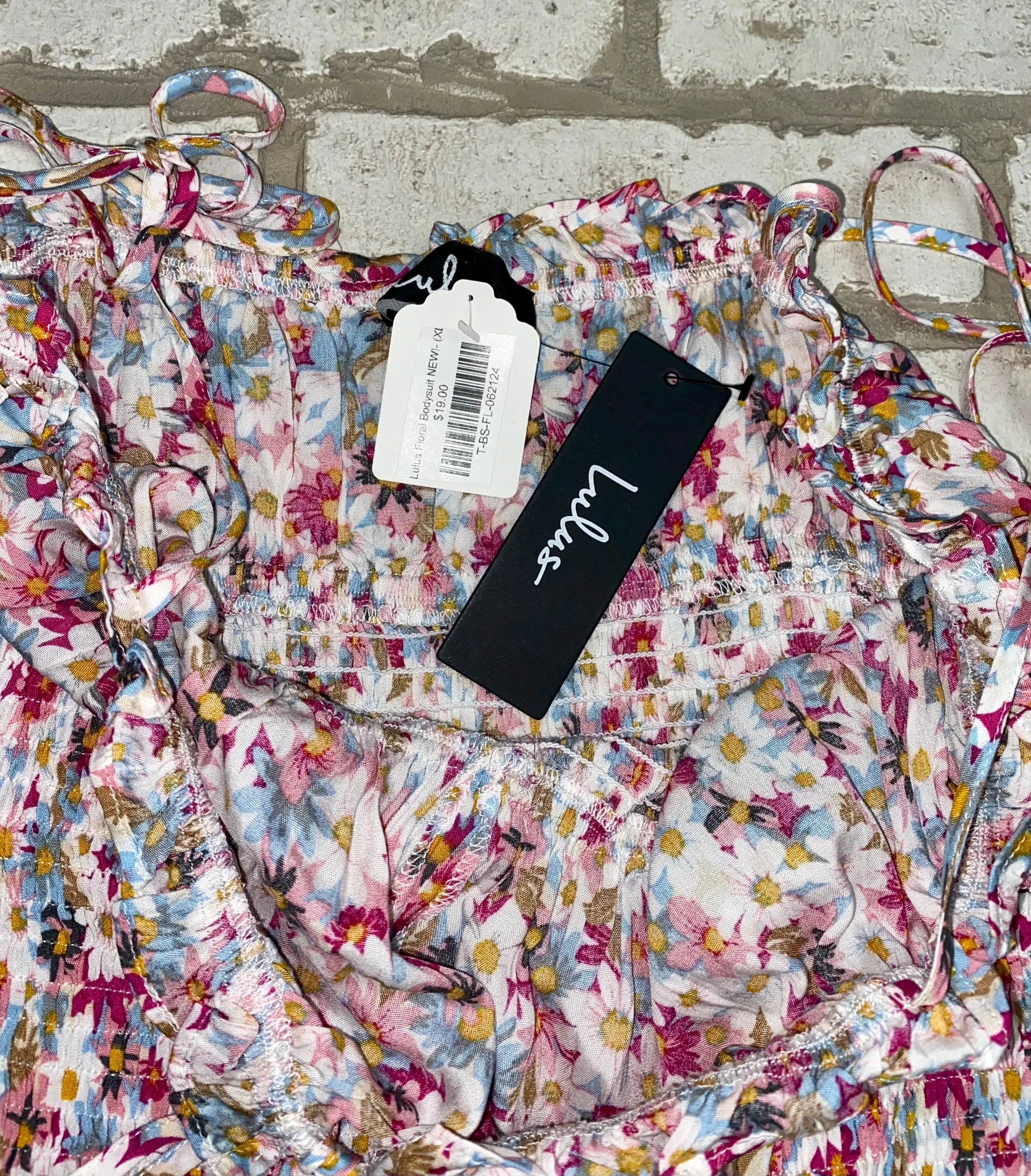 Lulus Floral Bodysuit NEW!- (XL)