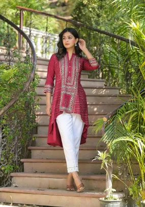 Maroon Bandhani Printed Liva Rayon Tunic With Sequins & Thread Work