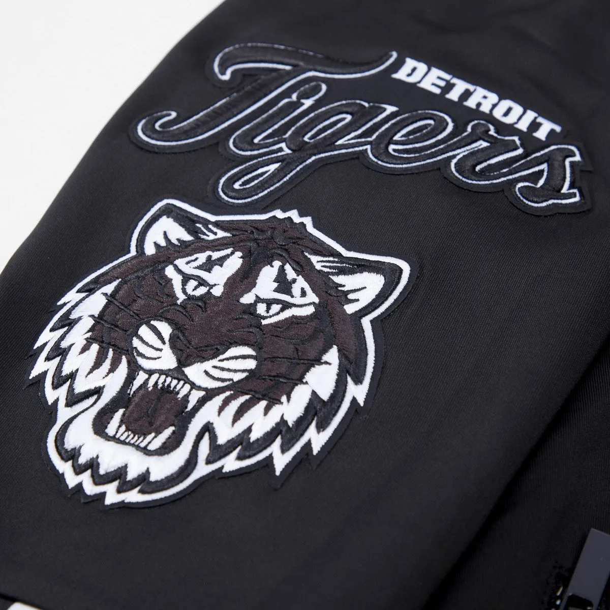 MLB DETROIT TIGERS CLASSIC MEN'S TRACK JACKET (BLACK)