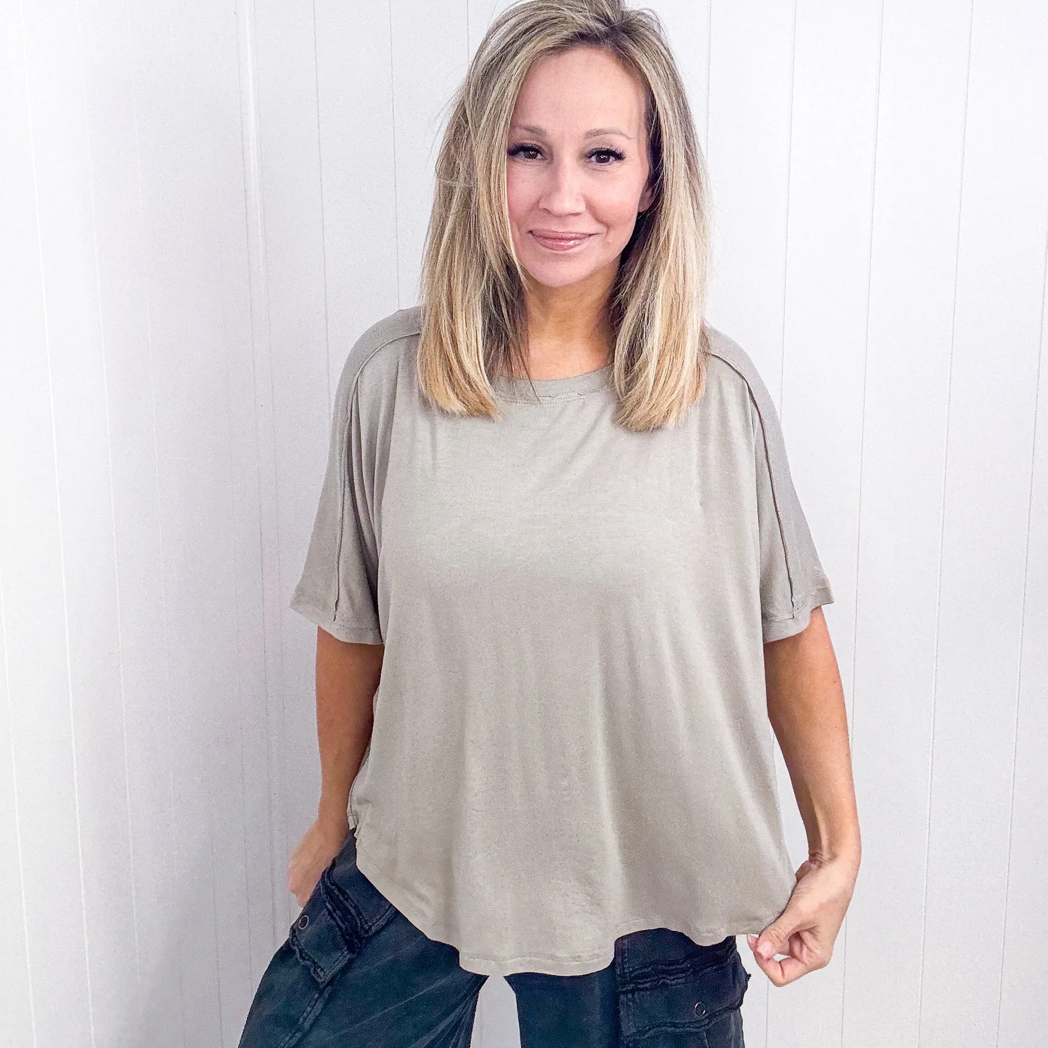 Oversized Short Sleeve Pleated Back Tunic in 3 Colors