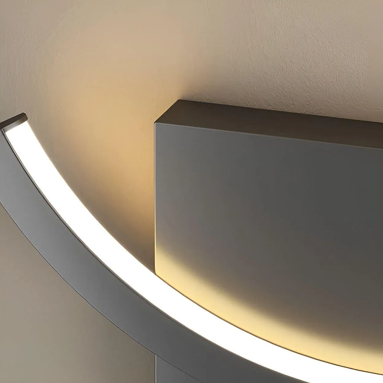 PureGleam Light - Moderne LED Wandleuchte für stilvolle Raumdekoration
