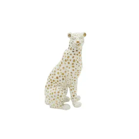SITTING LEOPARD