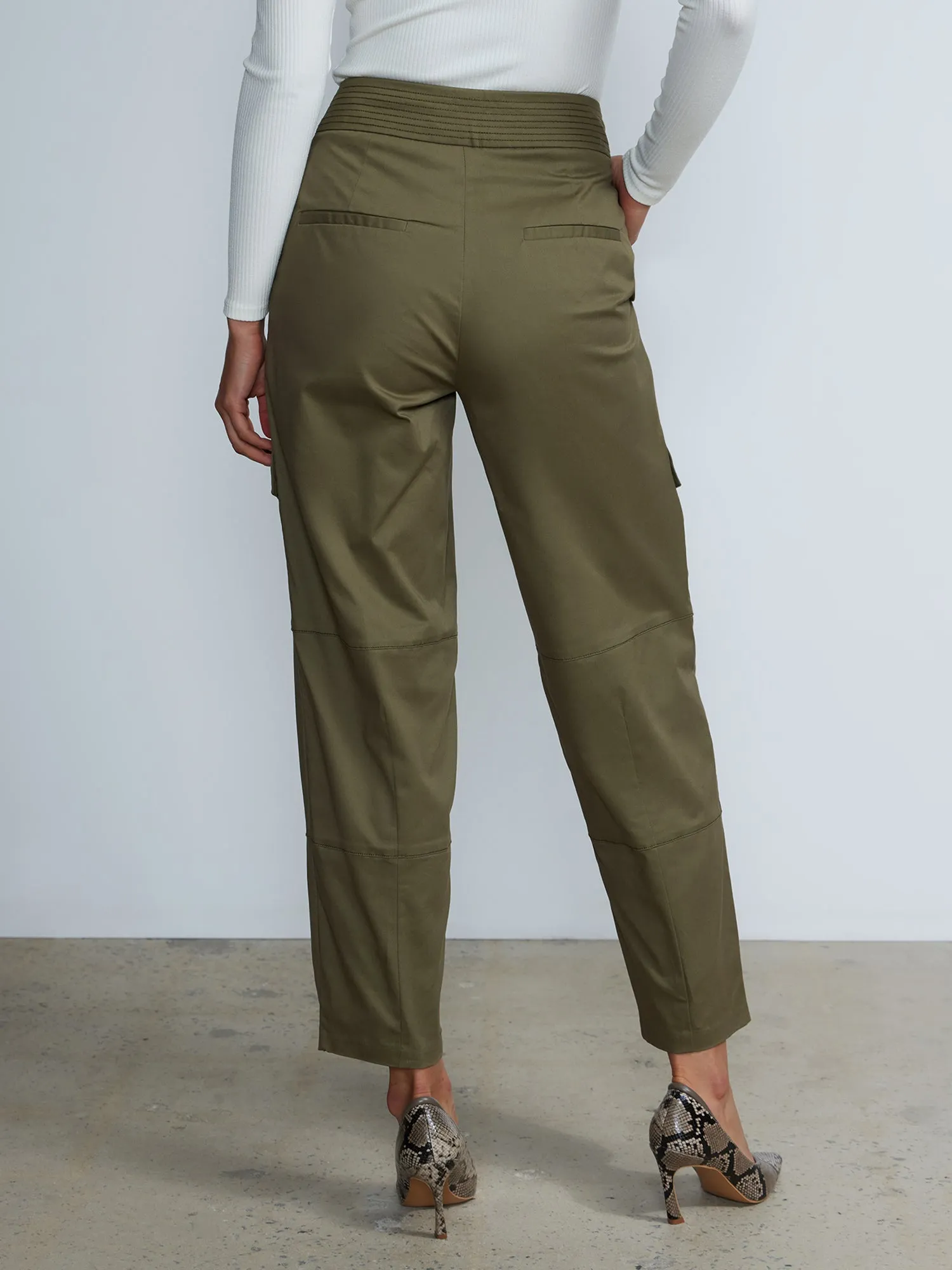 Straight Leg Textured Waist Cargo Pants