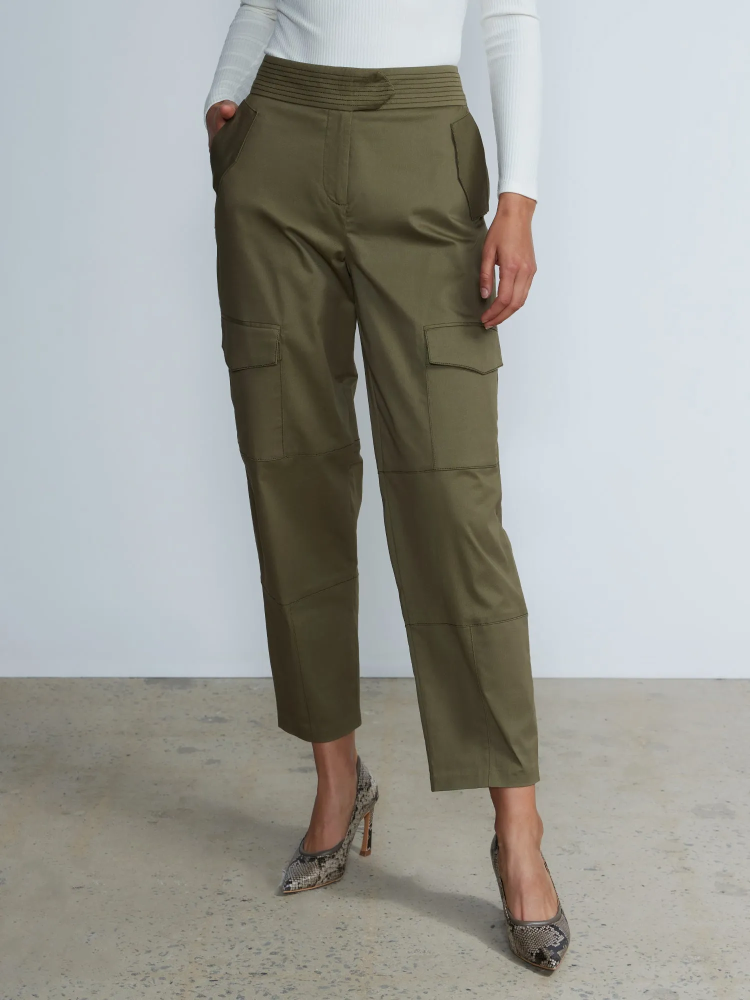 Straight Leg Textured Waist Cargo Pants