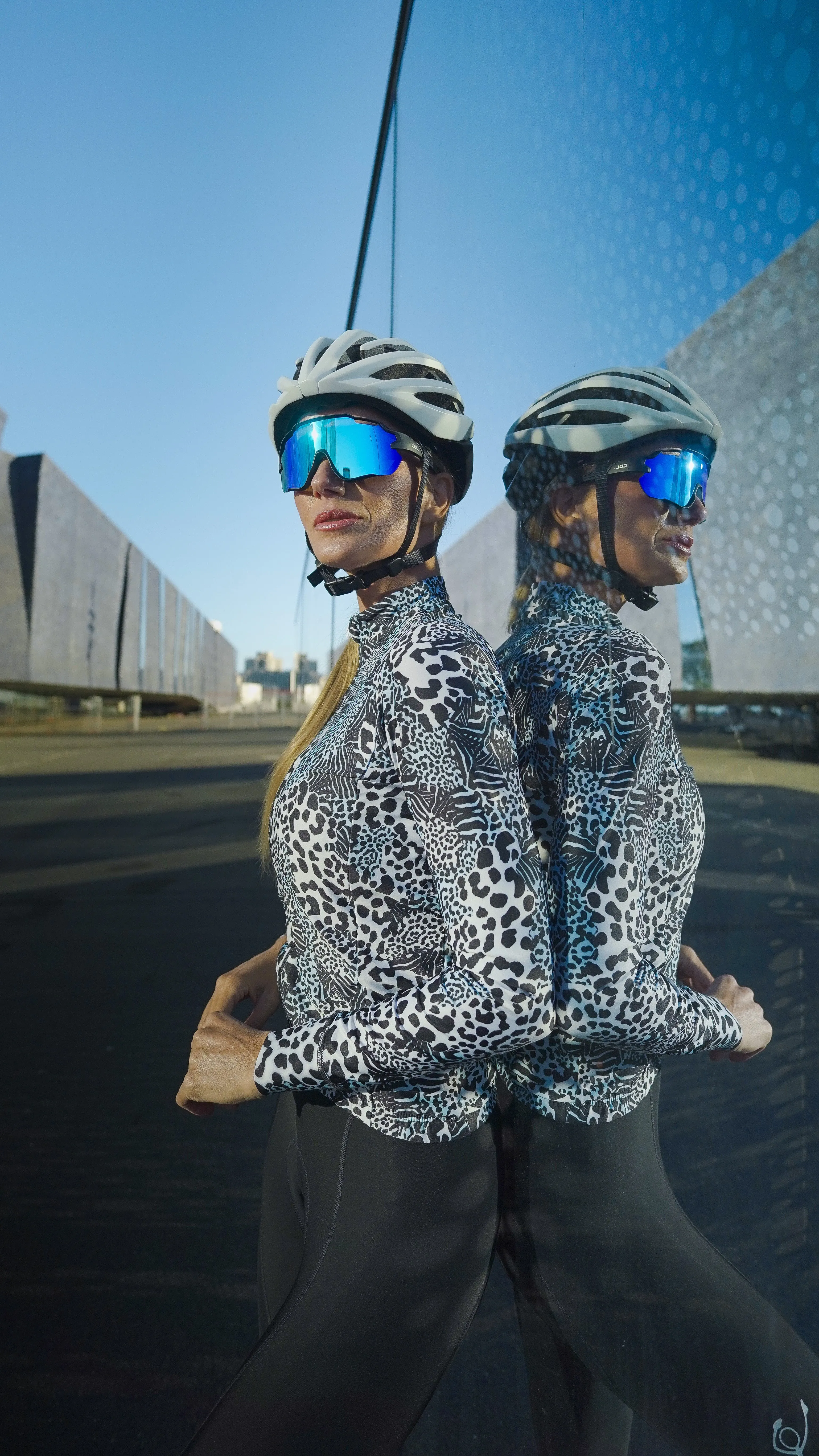 Women's Aero Long-Sleeve Jersey- Snow Leopard